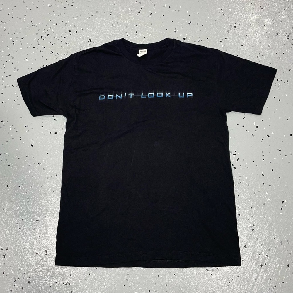 SKYLINE Movie Promo T-Shirt Mens Medium 2010 “Don’t Look Up”